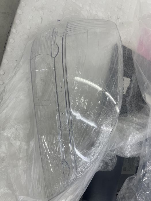 Пролам стекла фар rx300