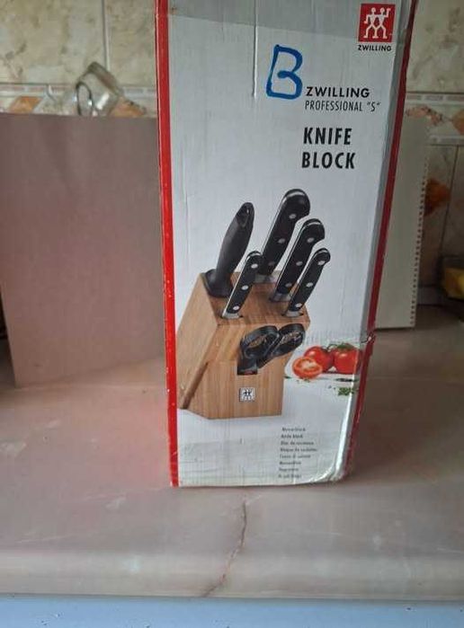 Trusa de cutite Zwilling.