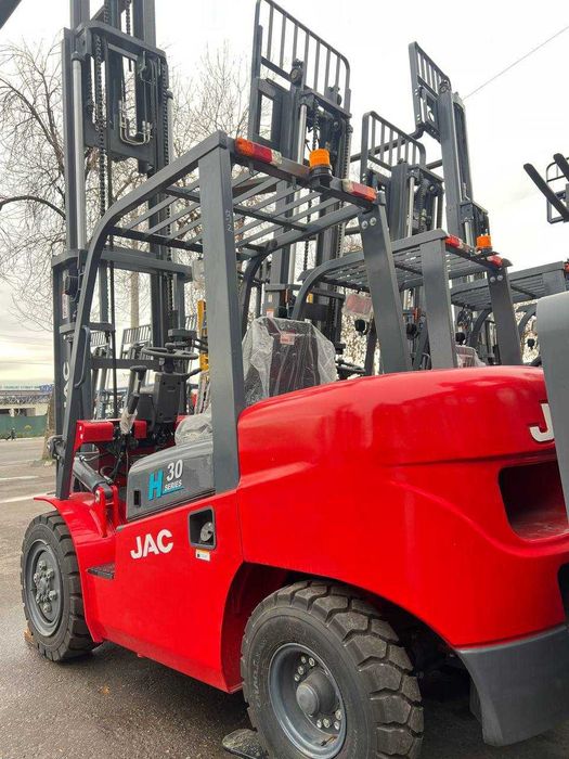 JAC Kara tayyori bor2 tonn 4,5 m