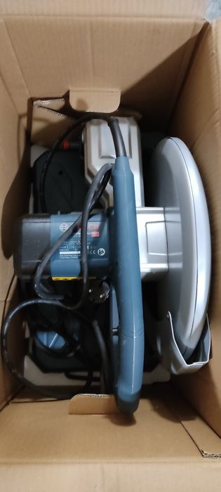 Fierastrau circular stationar Bosch GCO 14-24 J, 355mm, 2400W
Fii primul care evalueaza acest produs