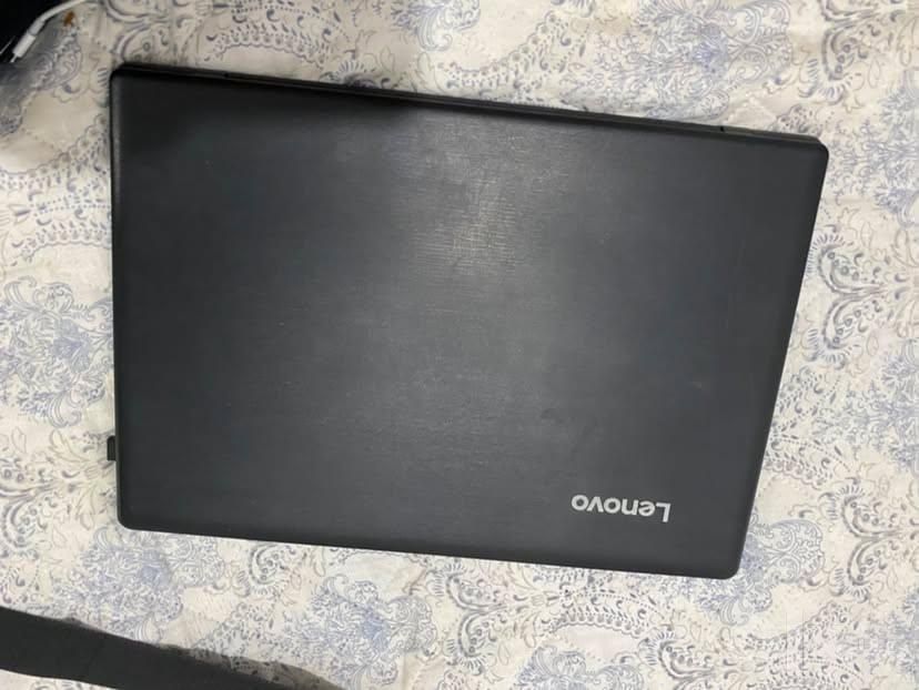 Jaqsi jagdayda lenovo noutbuk