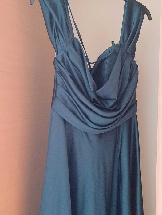 Rochie lunga verde eleganta eveniment