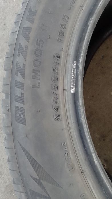 Гуми за един сезон 245/50/19 Bridgestone зимни