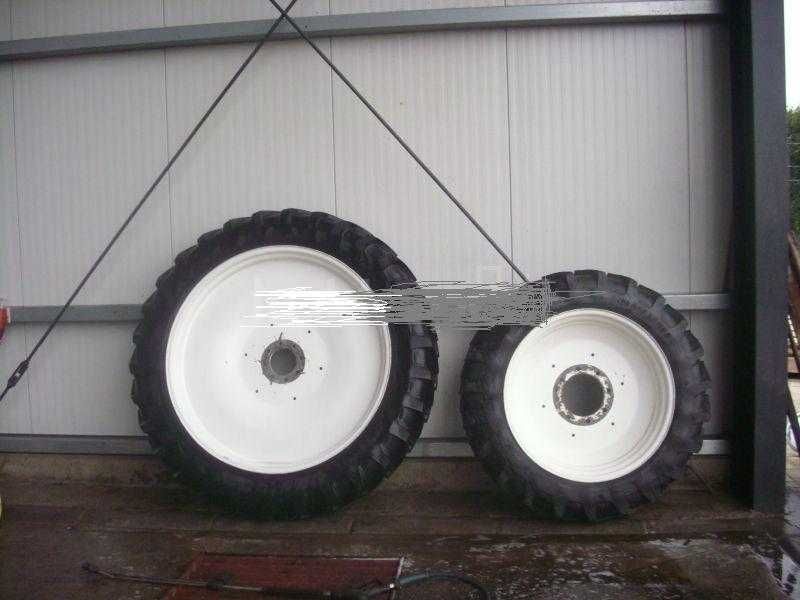 Roti tehnologice inguste fixe sau reglabile John Deere Case Claas