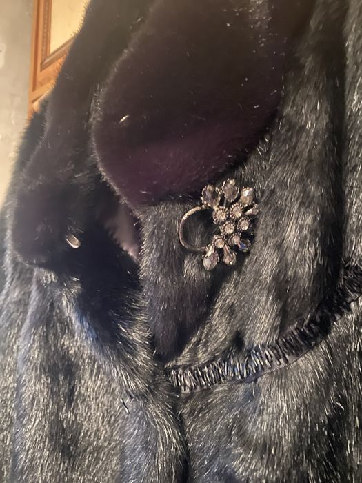 Шуба продам новая