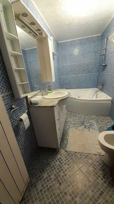 Casa spatioasa in Com Voinesti DB la pret de apartament în Targoviste