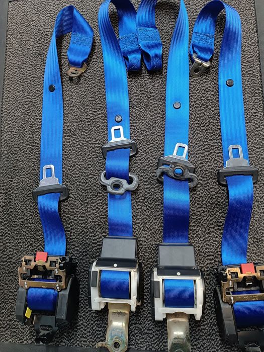 Ремонт на колани. Цветни оригинални предпазни колани!