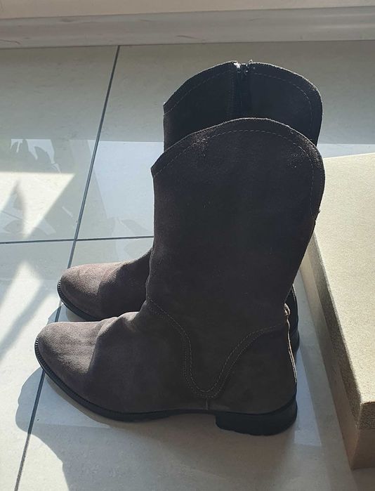 Велурени дамски обувки