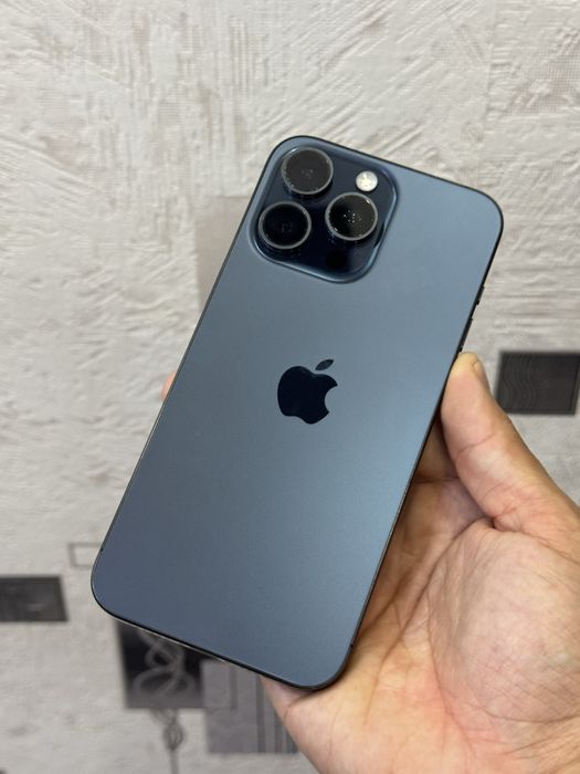 Iphone 15 pro max 256 blue