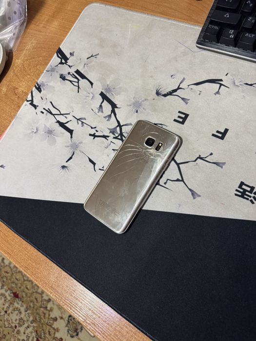 Продам s7 edje в сером корпусе в хорошем состоянии