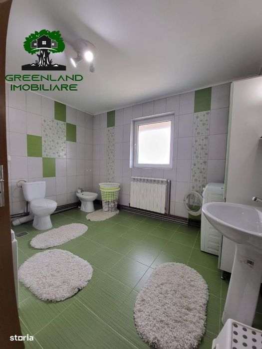 Casa + spatii comerciale, 350 mp, teren 580 mp, Tatarasi (la BULEVARD)