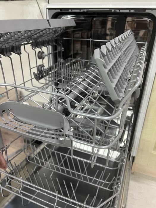 Посудомоечная машина BOSCH 45см