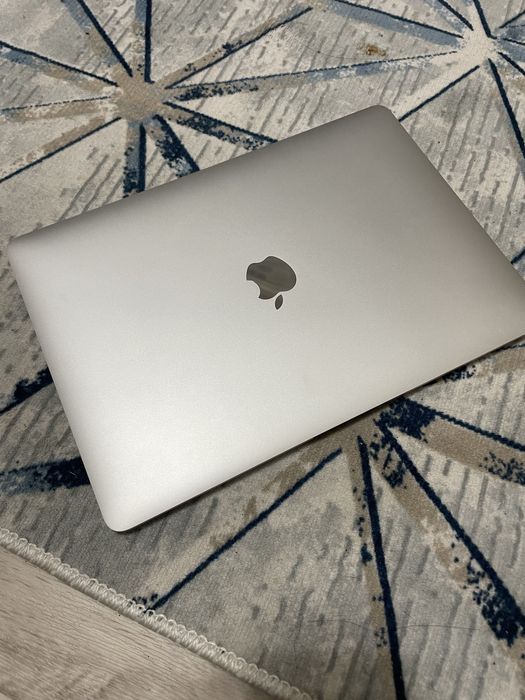 Macbook air 13 М1