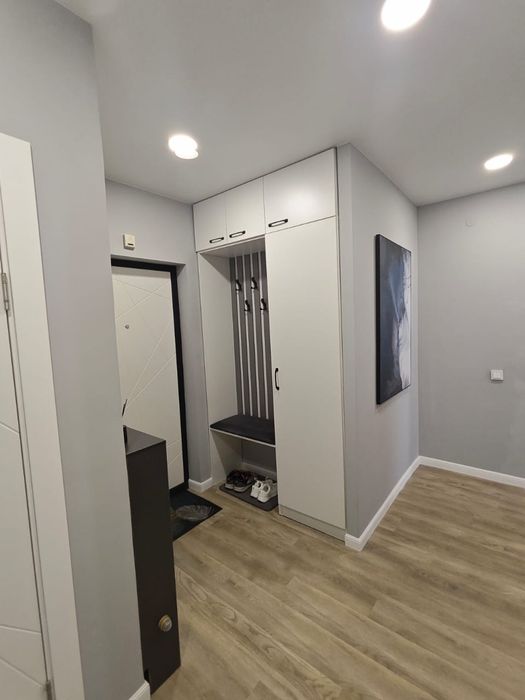 Продам 3 комнатную Квартиру