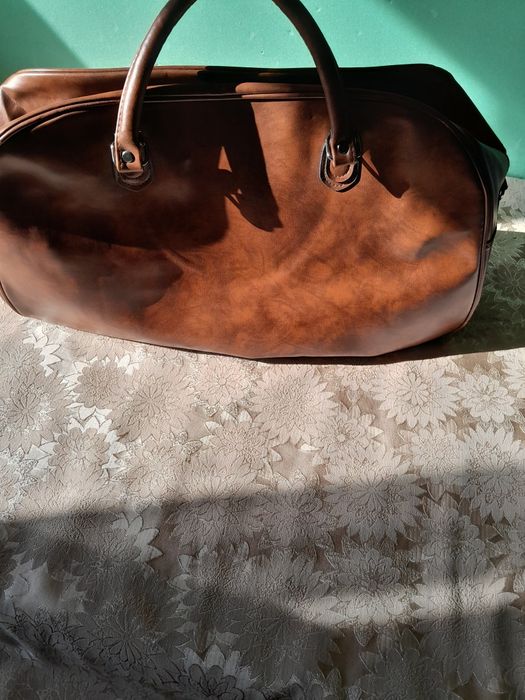 Пътна чанта лека и удобна