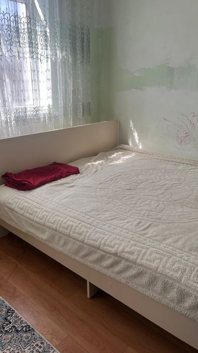 Срочно продам спальный гарнитур