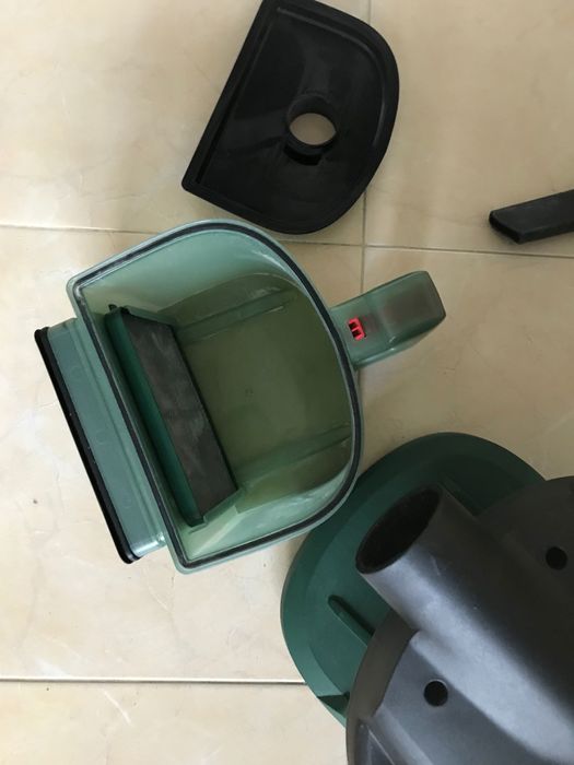 Прахосмукачка за сухо изсмукване BOSCH EasyVac 3