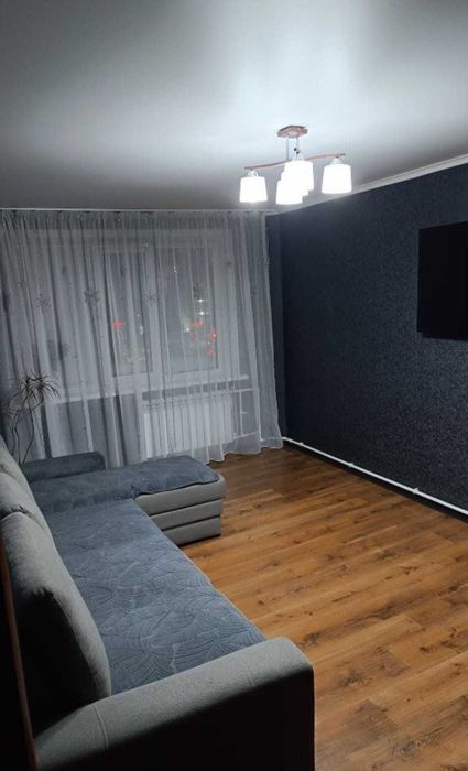 продам 2 хкомнатную квартиру  срочно