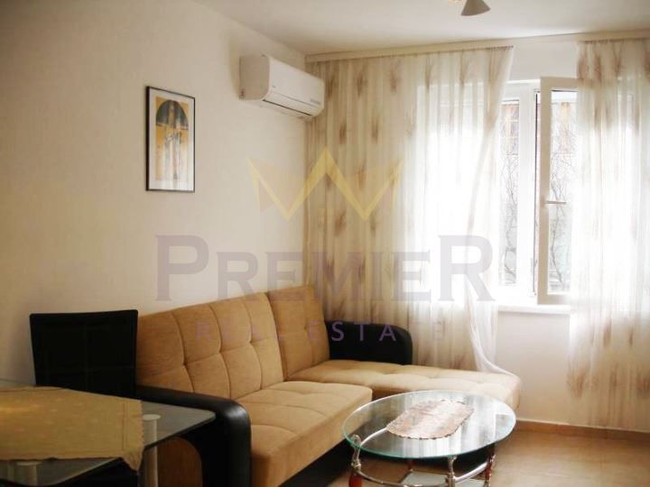 Дава се под наем Двустаен апартамент в Варна, Генералите - 70 кв.м за 459 € - Снимка #2