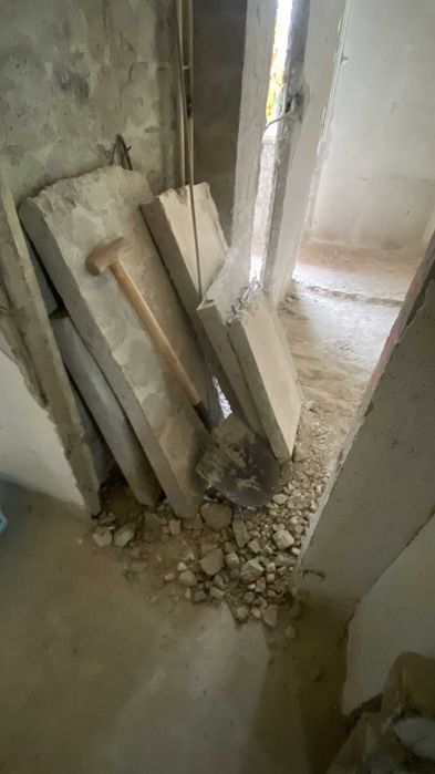 Spargem demolam transport moloz debarasări