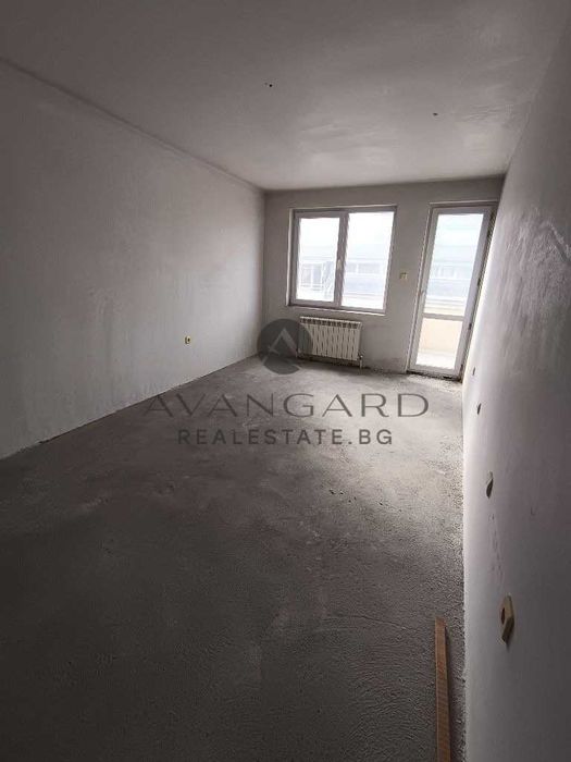 Продава се Тристаен апартамент в Пловдив, Център - 115 кв.м за 1475 €/кв.м - Снимка #2