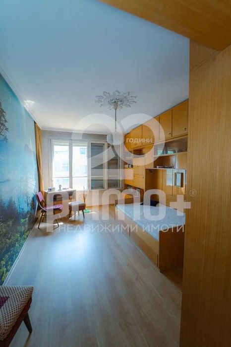 Продава се Многостаен апартамент в Велико Търново, Център - 127 кв.м за 1339 €/кв.м - Снимка #2