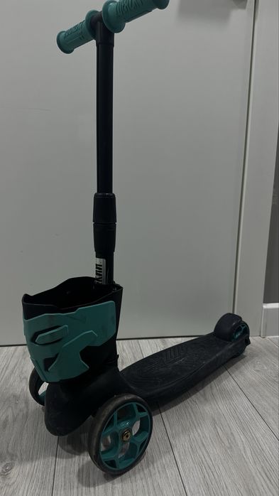 Продам самокат в отличном состоянии