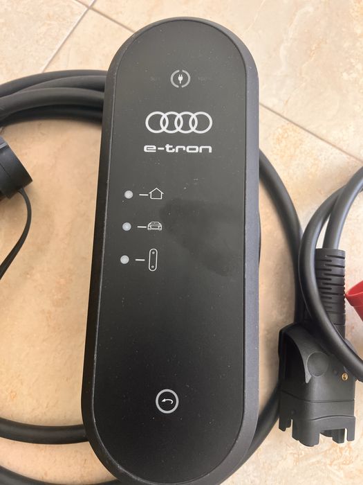 Audi Etron Aptiv зарядно 11kW за електромобил почти ново