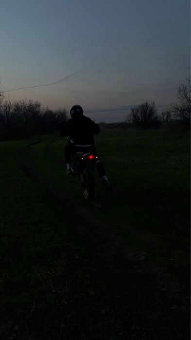 Продам мотоцик эндуро