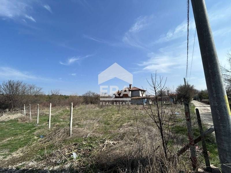 Южен слънчев парцел в местност Каменец