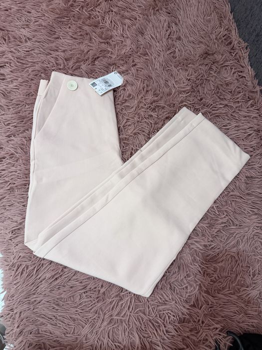 Риза и панталон Mango