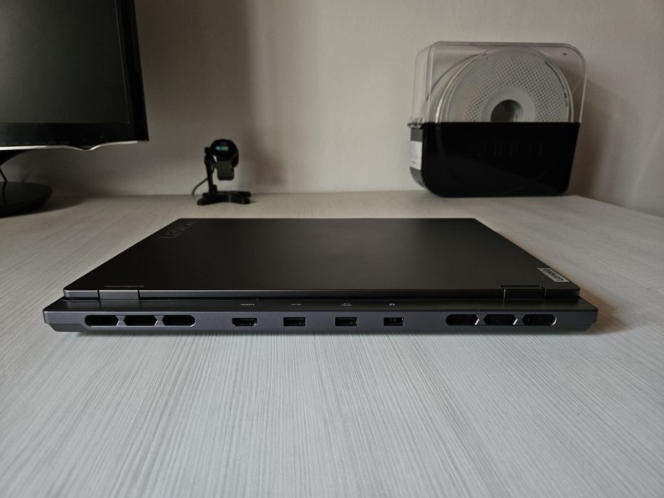 Laptop Lenovo Oled Ryzen7 RTX 4060 32gb