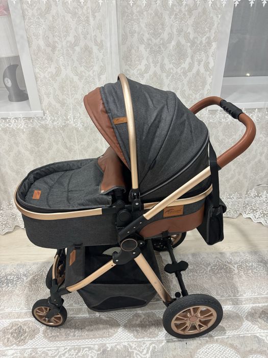 Продам детскую коляску (всесезонная)