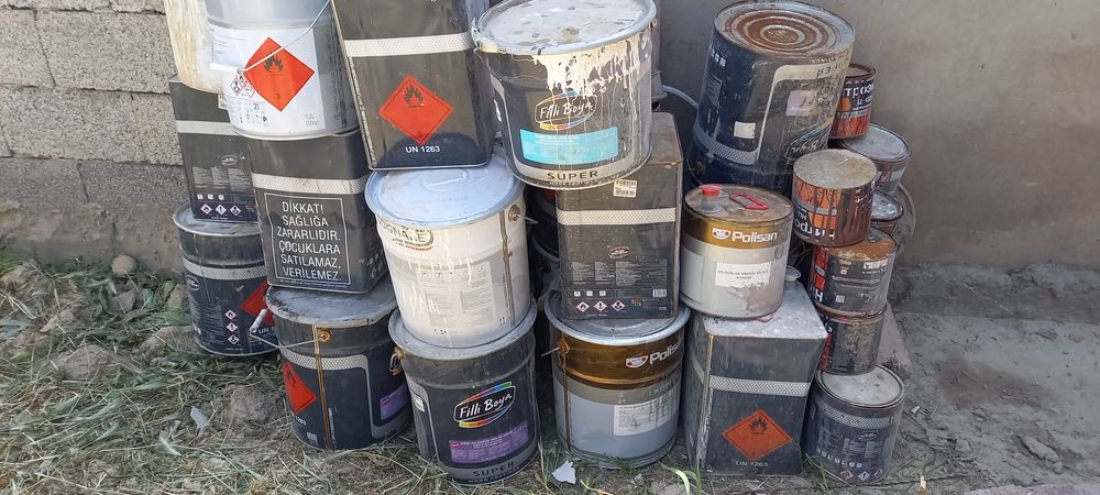 Ведро под лака и краски