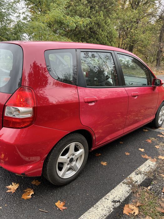 Honda Jazz лек автомобил