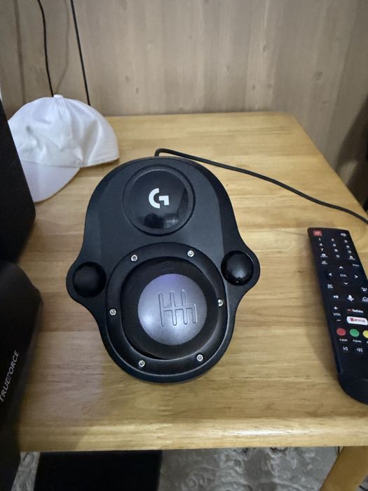 Play station 4, steering wheel logitech g923