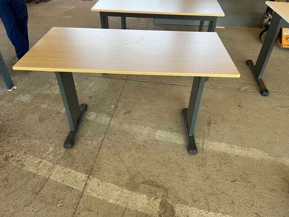 Бюро 1400/700 и 1200/600 продава