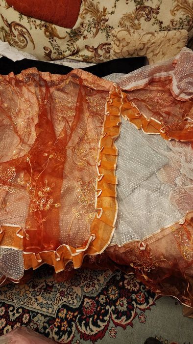 Продам новые шторы для кухни