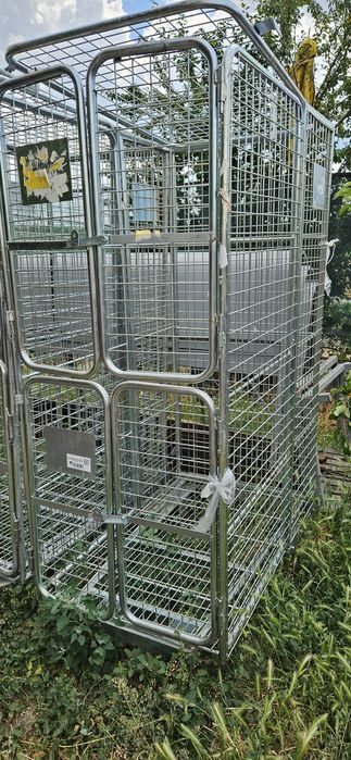 Container/Palet mobil din metal