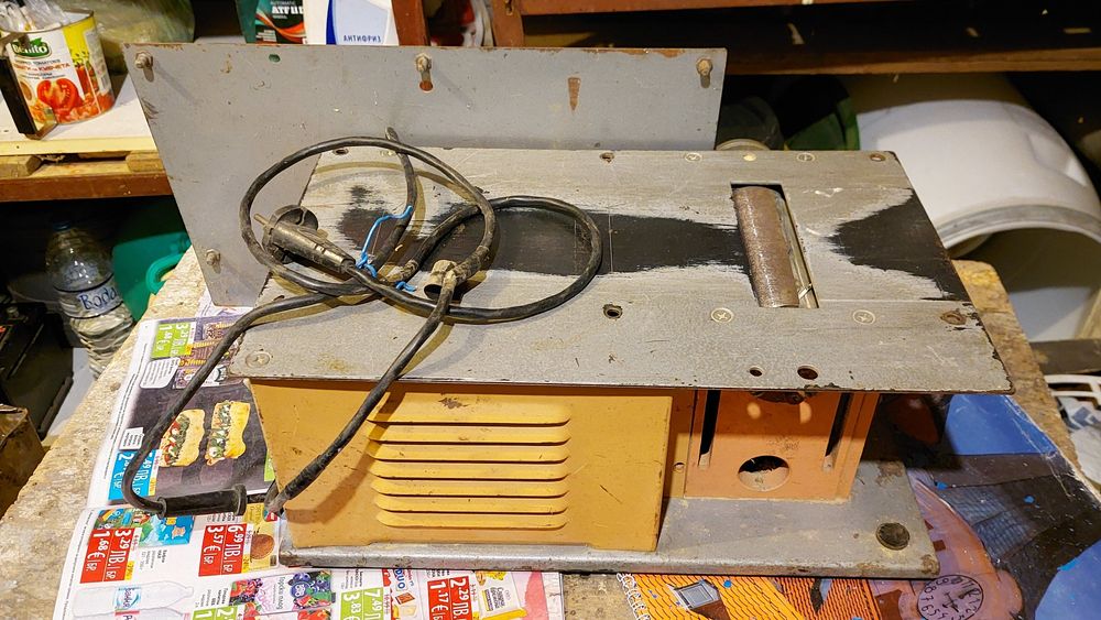 Мини абрихт с циркуляр УБДН-2.  Цена 550 лева.