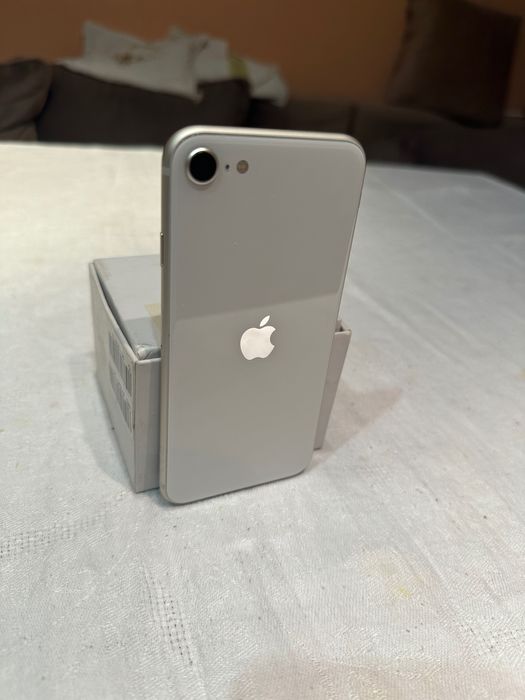 iPhone SE 2022, 64 GB