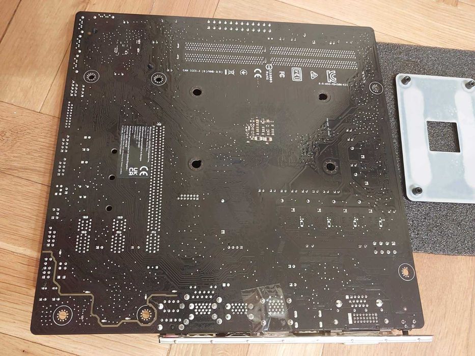 AMD Ryzen 7 3700X + Asus Prime B450M-K II