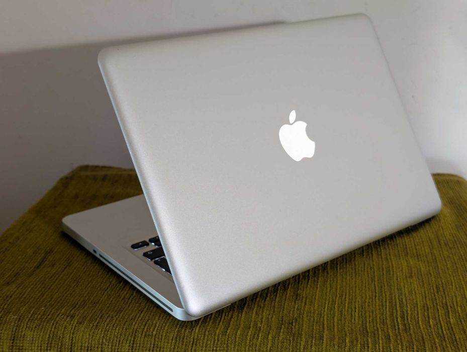 Macbook Pro late 2011, 13" i5