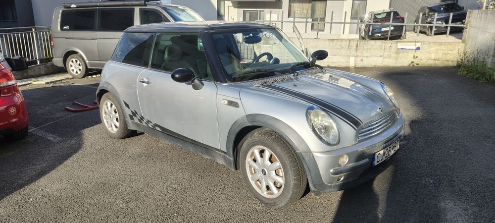 Mini Cooper R50 an 2002