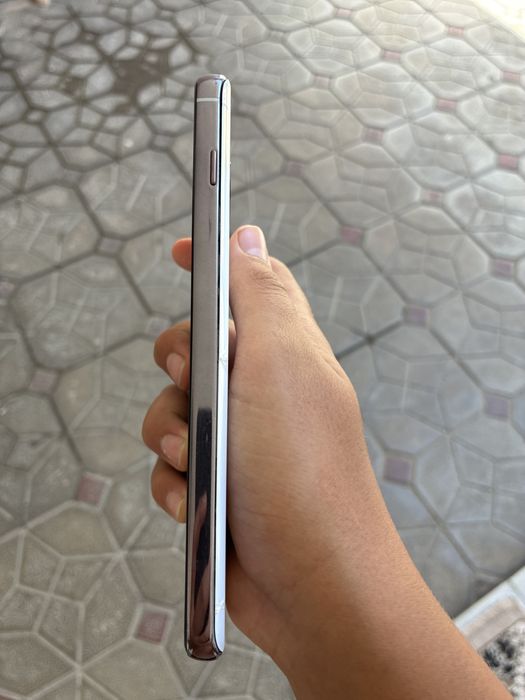 Samsung s10+ б/у