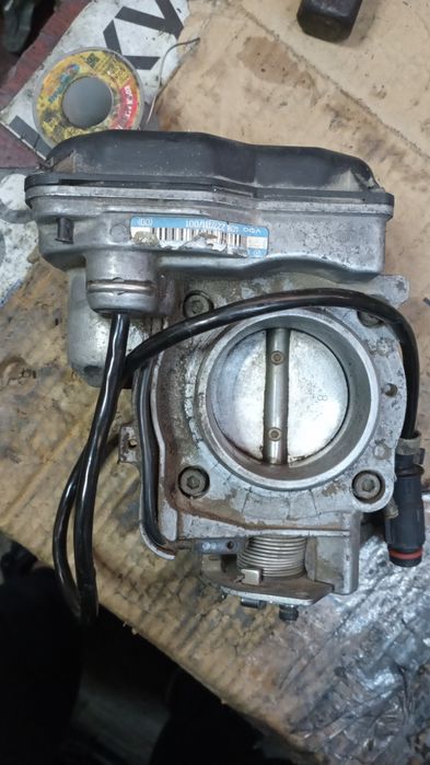 Дроссельная заслонка от Мерседес