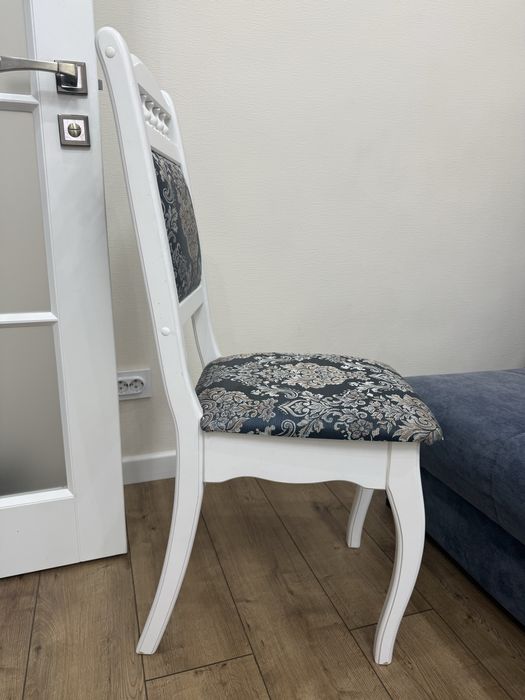 Продам стулья б/у