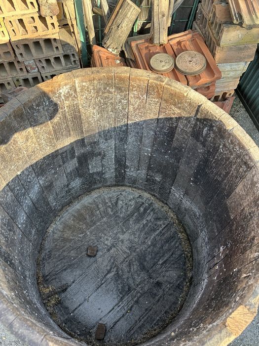 Дървена каца   – здрава и запазена