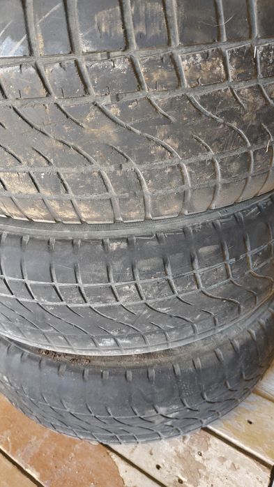 Продам б/у шины р16