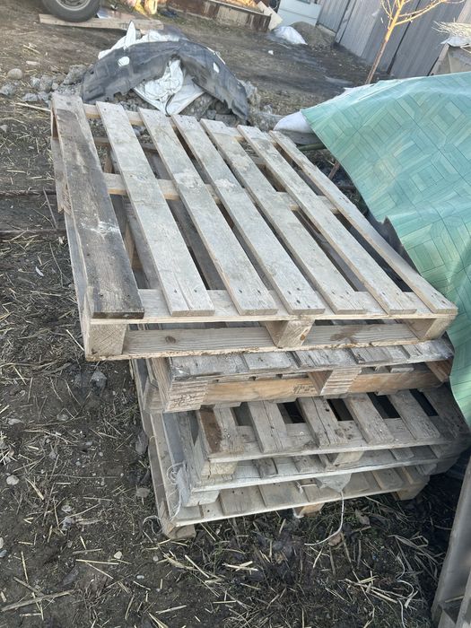 Деревянный поддоны